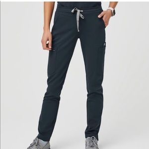 Figs Scrubs Dark Harbor Yola Skinny Size Small